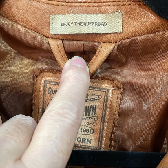 Leather jacket - Picture 11 of 11